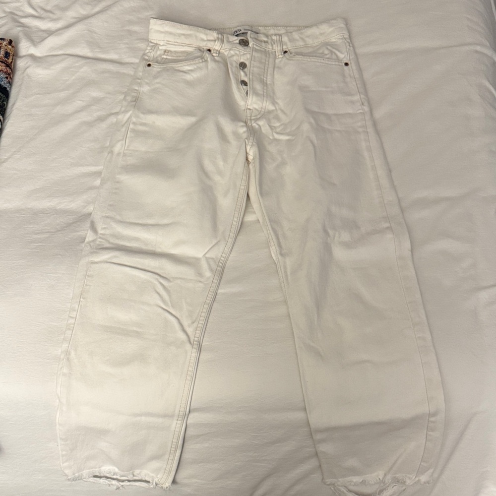 Zara Men's Cream Relaxed Jeans